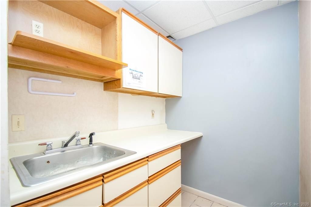 141 Hazard Ave, Enfield, CT 06082
